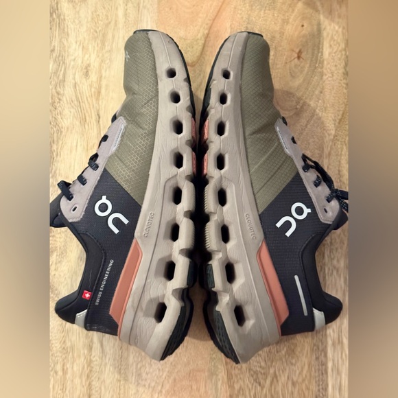 On Cloudrunner 2 Waterproof Running Shoes – Olive & Mahogany – Women’s Size 8 - Picture 10 of 15